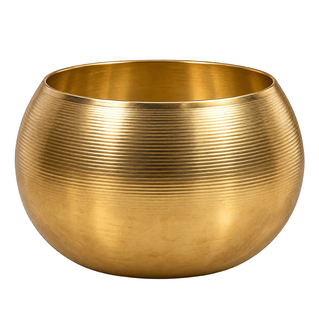 Golden dome-shaped candle in an elegant metallic gold jar, featuring premium wax and a luxurious decorative finish for home décor and gifting.